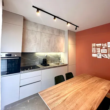 Emerald Luxury In * Thessalonique